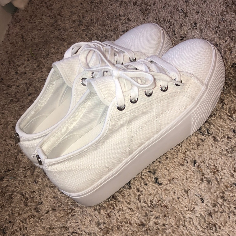 Brand New Steve Madden Platform Sneakers